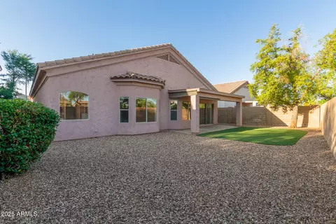 Exterior - 689 E Stottler Dr, Gilbert, AZ 85296 photo 7 of 9