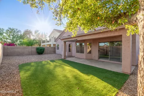 Exterior - 689 E Stottler Dr, Gilbert, AZ 85296 photo 8 of 9