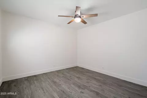 Bedroom - 1120 E Beryl Ave, Phoenix, AZ 85020 photo 4 of 4