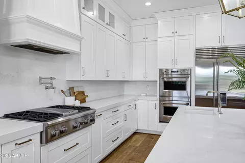 Kitchen - 3010 E Fruitvale Ave, Gilbert, AZ 85297 photo 6 of 7