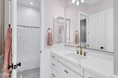 Bath - 3010 E Fruitvale Ave, Gilbert, AZ 85297 photo 5 of 12