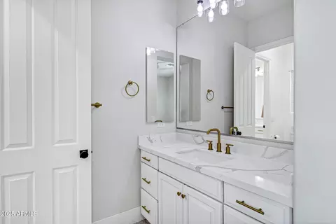 Bath - 3010 E Fruitvale Ave, Gilbert, AZ 85297 photo 8 of 12