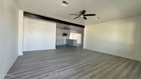 121 E Monte Way, Phoenix, AZ 85042 photo 7