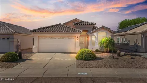 3338 E Lavey Ln, Phoenix, AZ 85032