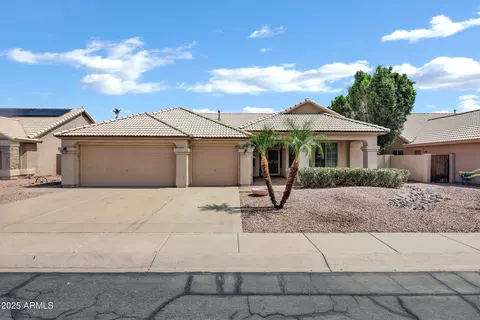 6368 W Firebird Dr, Glendale, AZ 85308