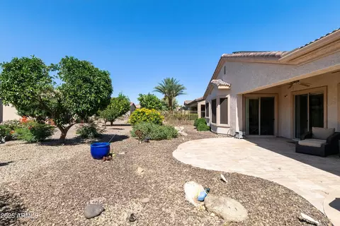 Exterior - 4229 E Nightingale Ln, Gilbert, AZ 85298 photo 7 of 12