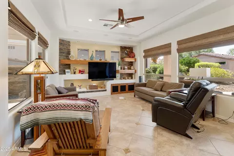 Living - 4229 E Nightingale Ln, Gilbert, AZ 85298 photo 1 of 3