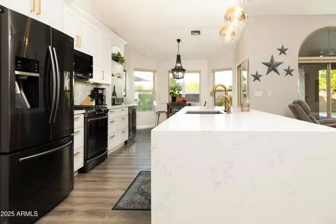 136 E Vera Ln, Tempe, AZ 85284 photo 8