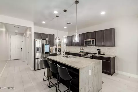 3715 S 57th Ln, Phoenix, AZ 85043 photo 18