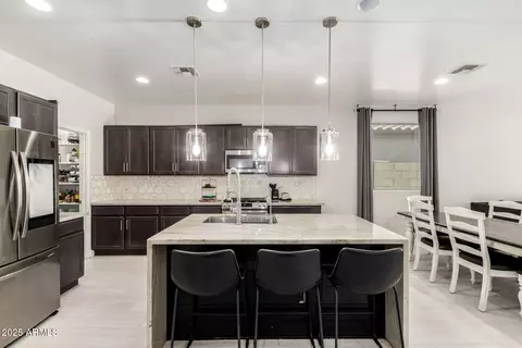 3715 S 57th Ln, Phoenix, AZ 85043 photo 17