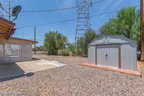 Exterior - 5204 E Colby St, Mesa, AZ 85205 photo 3 of 4