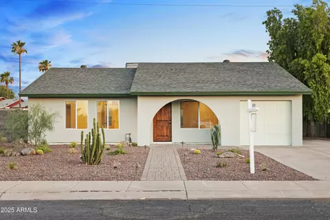4611 E Fremont St, Phoenix, AZ 85042