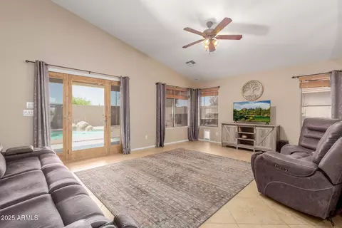 3961 E Thornton Ave, Gilbert, AZ 85297 photo 3