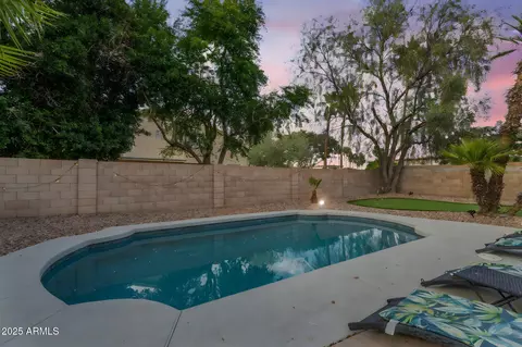 Exterior - 1574 E Scott Ave, Gilbert, AZ 85234 photo 7 of 18