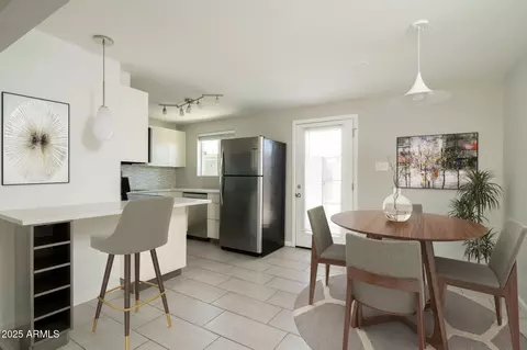 Dining - 4348 N 36th Pl, Phoenix, AZ 85018 photo 1 of 1