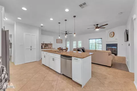Kitchen - 7841 E 36th Pl, Yuma, AZ 85365 photo 2 of 2