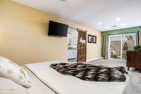 Bedroom - 2301 E Sunnyside Dr, Phoenix, AZ 85028 photo 3 of 4