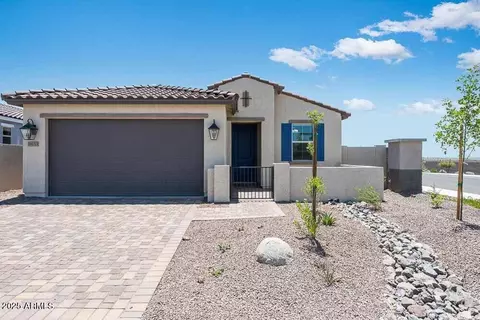 18153 W Hiddenview Dr, Goodyear, AZ 85338