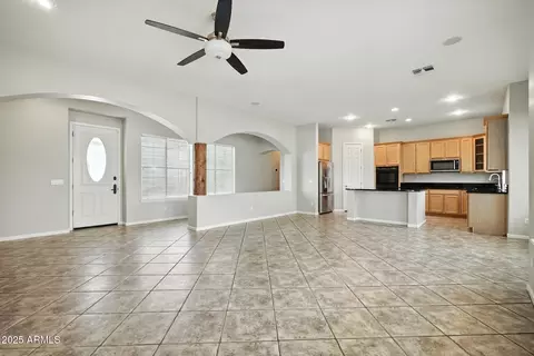 2954 E Cotton Ln, Gilbert, AZ 85234 photo 3