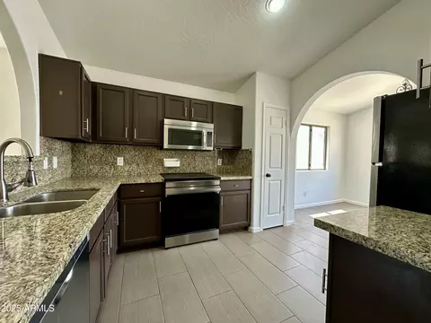 740 W Dublin St, Gilbert, AZ 85233 photo 8