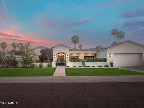 8045 E Del Caverna Dr, Scottsdale, AZ 85258