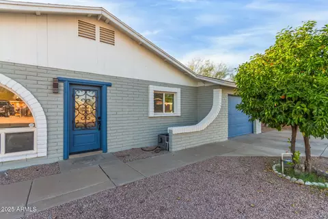 Exterior - 332 S 83rd Pl, Mesa, AZ 85208 photo 3 of 11