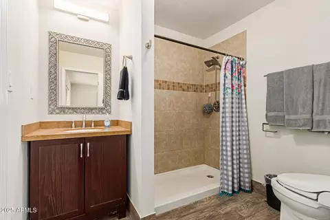 Bath - 332 S 83rd Pl, Mesa, AZ 85208 photo 1 of 2