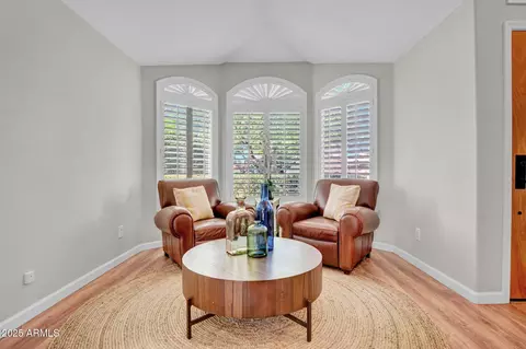 Living - 4350 E Gatewood Dr, Phoenix, AZ 85050 photo 1 of 2