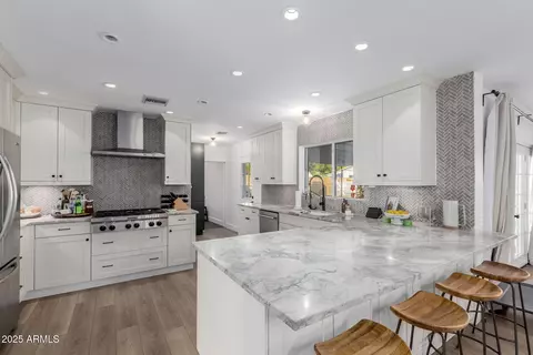 4117 E Coolidge St, Phoenix, AZ 85018
