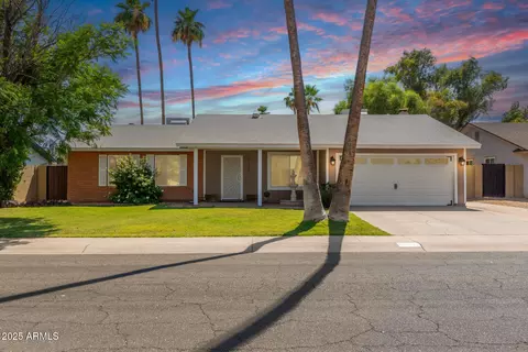 5127 E Tamblo Dr, Phoenix, AZ 85044