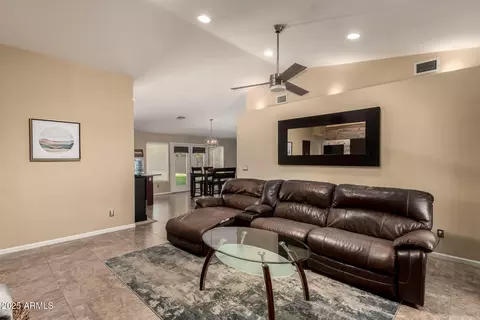 5127 E Tamblo Dr, Phoenix, AZ 85044 photo 13
