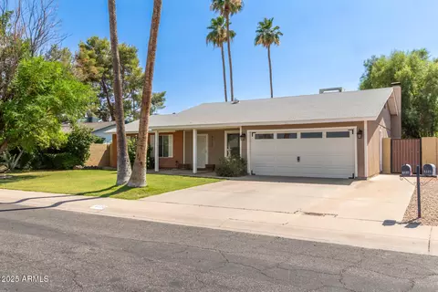 5127 E Tamblo Dr, Phoenix, AZ 85044 photo 10