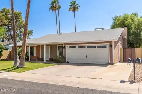 5127 E Tamblo Dr, Phoenix, AZ 85044 photo 11