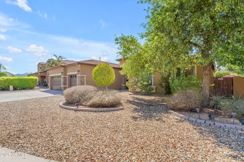 18206 W Lisbon Ln, Surprise, AZ 85388