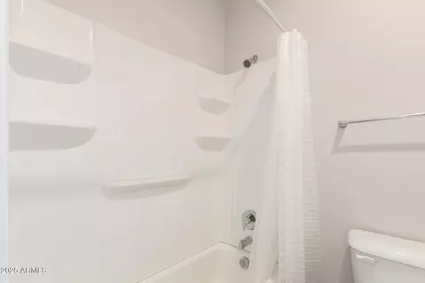 Bath - 9738 E Tumeric Ave, Mesa, AZ 85212 photo 3 of 3