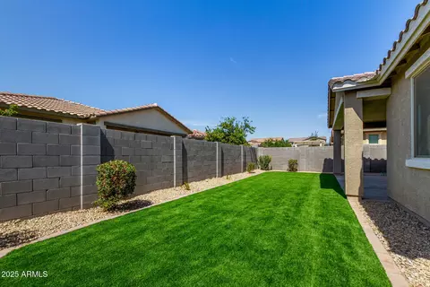 Exterior - 9738 E Tumeric Ave, Mesa, AZ 85212 photo 4 of 11