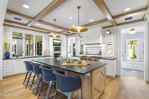 Kitchen - 325 W Solano Dr, Phoenix, AZ 85013 photo 6 of 7