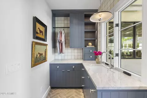 Other - 325 W Solano Dr, Phoenix, AZ 85013 photo 14 of 23