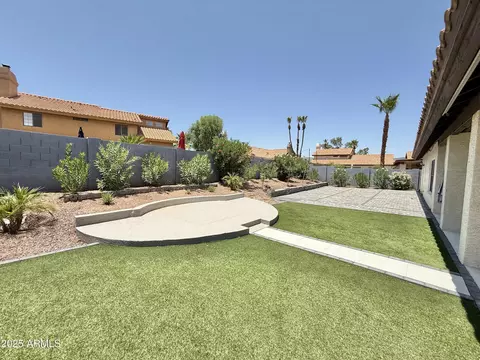 Exterior - 16414 S 36th St, Phoenix, AZ 85048 photo 4 of 5