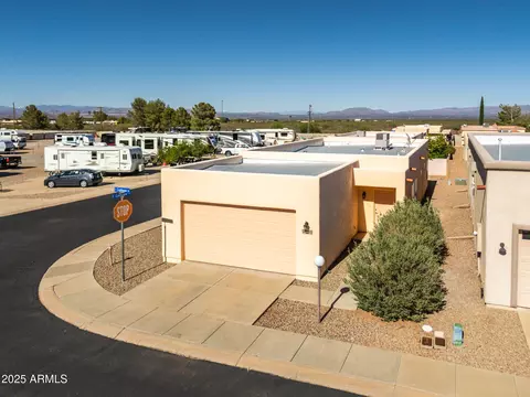 231 S Clubhouse Ln, Sierra Vista, AZ 85635