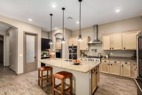 682 W Gum Tree Ave, Queen Creek, AZ 85140