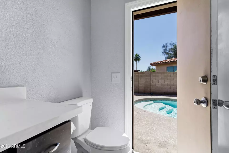 Bath - 1245 W Cindy St, Chandler, AZ 85224 photo 4 of 4