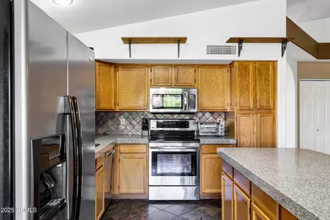 Kitchen - 1245 W Cindy St, Chandler, AZ 85224 photo 1 of 2