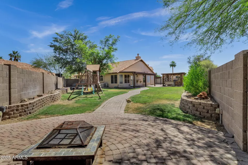 Exterior - 1245 W Cindy St, Chandler, AZ 85224 photo 13 of 15