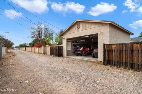 255 N Hunt Dr E, Mesa, AZ 85203 photo 17