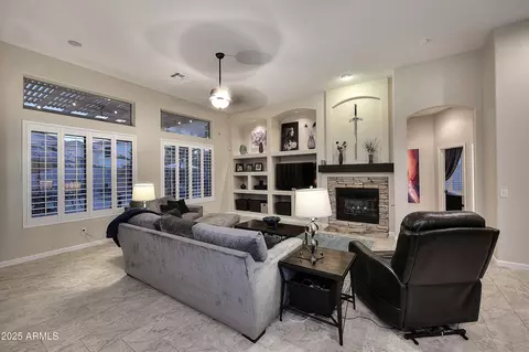 Living - 1085 E Oakland Ct, Gilbert, AZ 85295 photo 2 of 2