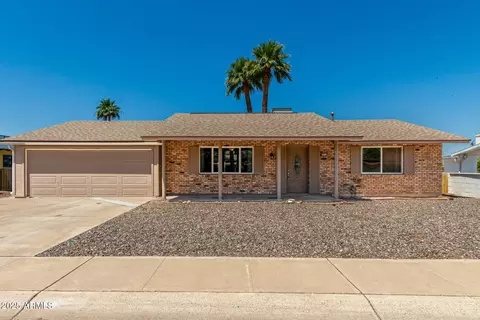 10216 N 110th Ave, Sun City, AZ 85351