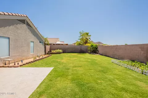 Exterior - 1321 Escuda Dr, Phoenix, AZ 85024 photo 6 of 6