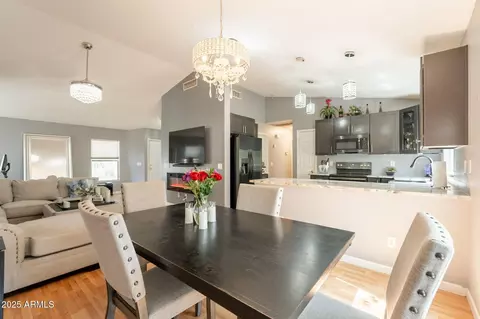 Dining - 1321 Escuda Dr, Phoenix, AZ 85024 photo 1 of 3