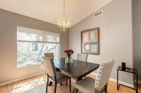 Dining - 1321 Escuda Dr, Phoenix, AZ 85024 photo 2 of 3